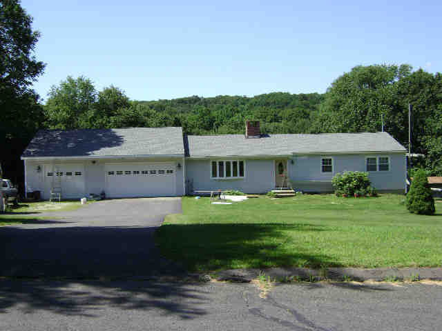 Building photograph for 71 LONG MEADOW RD